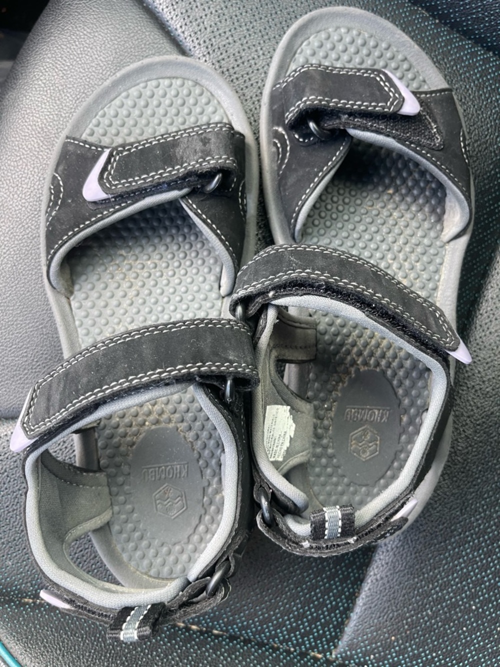 Khombu Black/Gray Sport Sandals